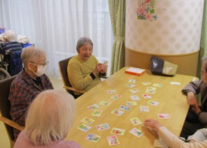 フロアレク“かるた”＆“お花作り” 写真