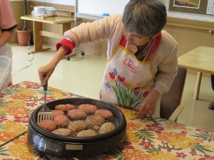 料理教室（煮込みハンバーグ） 写真