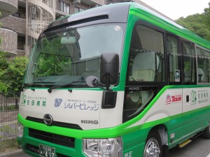 シャトルバスのデザインがリニューアルしました 写真