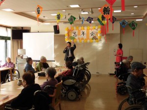 入居者忘年会 写真