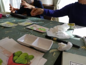 『遊びり・絵手紙クラブ』 写真