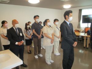 永年勤続表彰～八王子西～ 写真