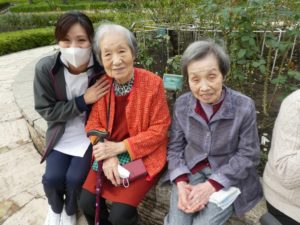 『遊びり・バラ鑑賞』 写真