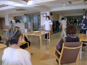 『遊びり・リハビリ体操』 写真