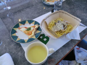 『遊びり・ラウンジランチ』 写真