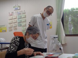 遊びり・絵手紙クラブ 写真