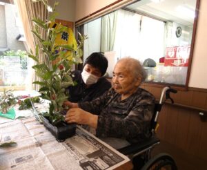 7月活け花教室 写真