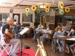 8月「好きです♪昭和の歌」 写真