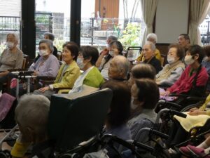 9月音楽療法② 写真