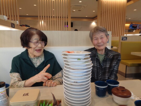 遊びり・はま寿司ランチ 写真