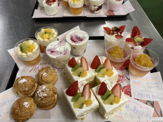 『八王子　お誕生日会のケーキ』 写真
