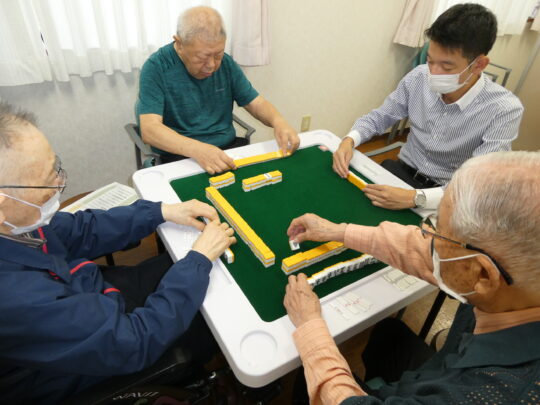 カラオケと麻雀大会 写真