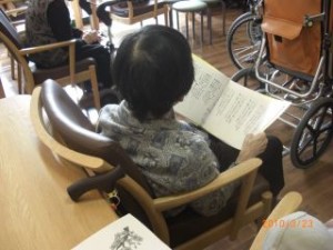 今日は楽しい「歌の会」！ 写真