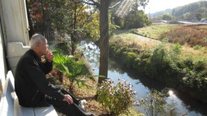 『喫煙所にて☆』 写真