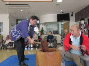 八王子西　餅つき大会 写真