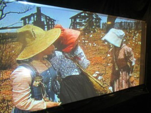 EAST　CINEMAS 写真