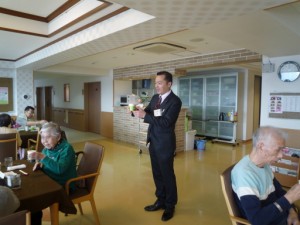 ２月２６日にひな祭り会を開催しました。 写真