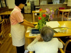 夏の華道教室 写真
