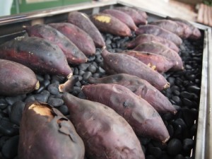 今日は石焼き芋の日です。 写真