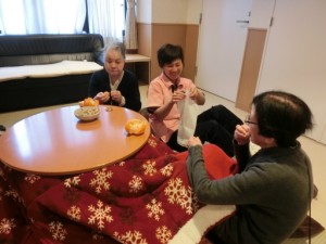 ー　こたつでゆったり　－ 写真