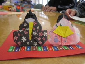 「２月の折り紙教室」 写真