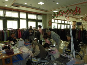 訪問衣類販売 写真