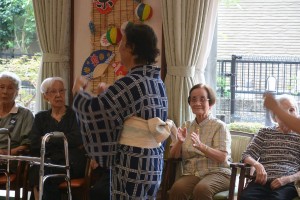 納涼祭に向けて… 写真