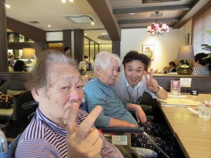 スイーツを食べに行きました♪ 写真