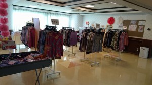 衣料品販売 写真