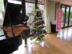 衣料品販売とコンサート 写真