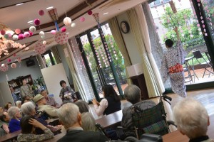 芸能ボランティア 写真