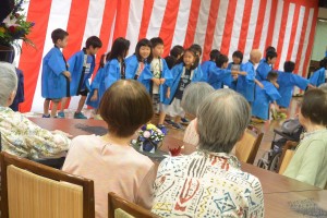 敬老会～余興～ 写真