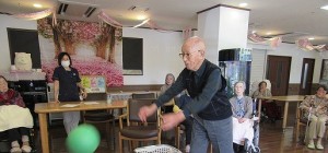 ボール投げ 写真