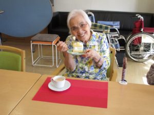 遊びり　お茶会クラブ 写真