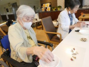 『遊びり・手作りクラブ』 写真