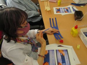 クラフトバンドでかごを作ろう 写真