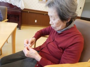 『遊びり・創作クラブ　作品完成！』 写真