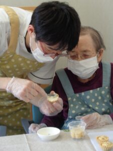 遊びり・手作りおやつクラブ(日野東館) 写真