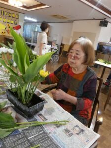 7月活け花教室 写真
