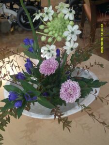 8月活け花教室 写真