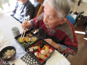 元旦　おせち料理 写真