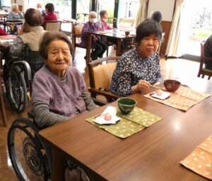 4月茶話会 写真