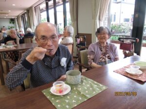 5月茶話会 写真